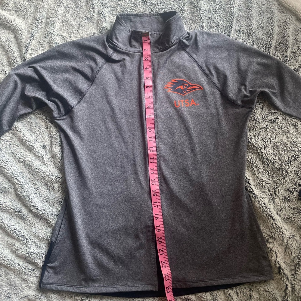 Rivalry Threads UTSA Jacket - Picture 9 of 11